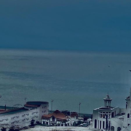 Apartment Black Sea Side Batumi Exteriör bild