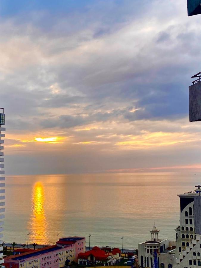 Apartment Black Sea Side Batumi Exteriör bild